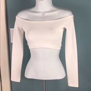 White long sleeve crop top